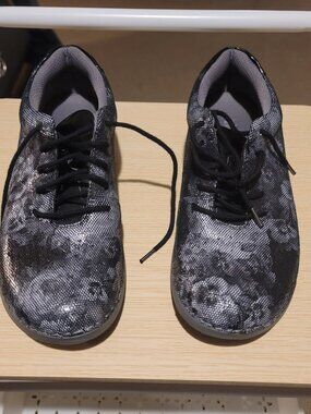 Alegria by PG Lite Silver Floral Metallic Lace-Up Professional Shoes - EU 37